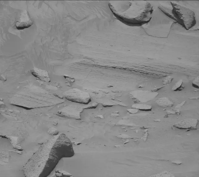 Sol 3794: Mast Camera (Mastcam)