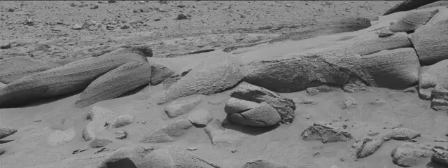 Sol 3796: Mast Camera (Mastcam)