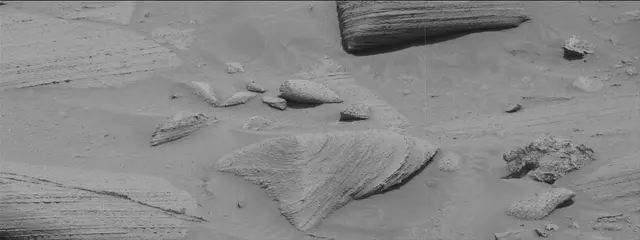 Sol 3796: Mast Camera (Mastcam)