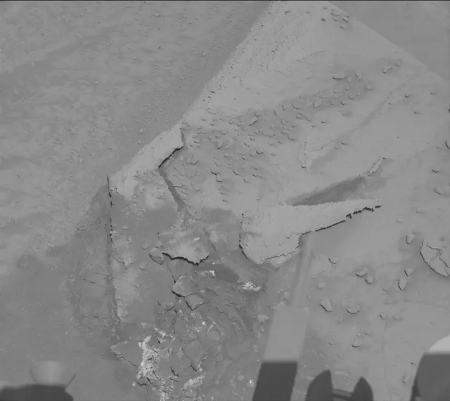 Sol 3796: Mast Camera (Mastcam)