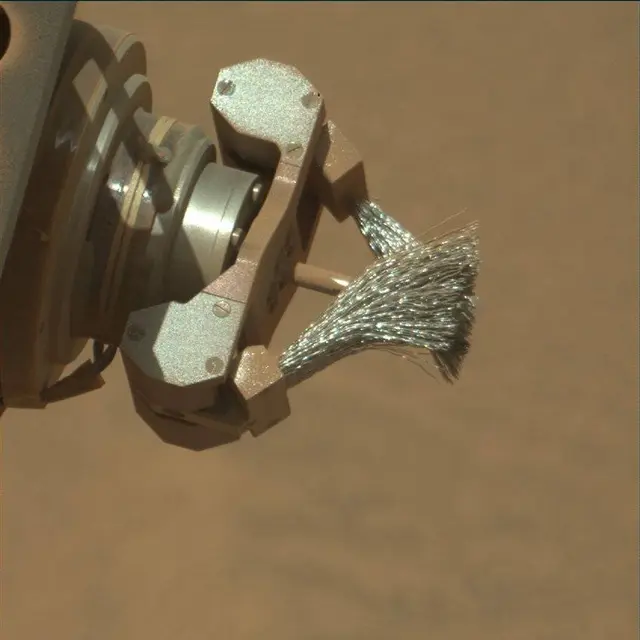 Sol 3796: Mast Camera (Mastcam)