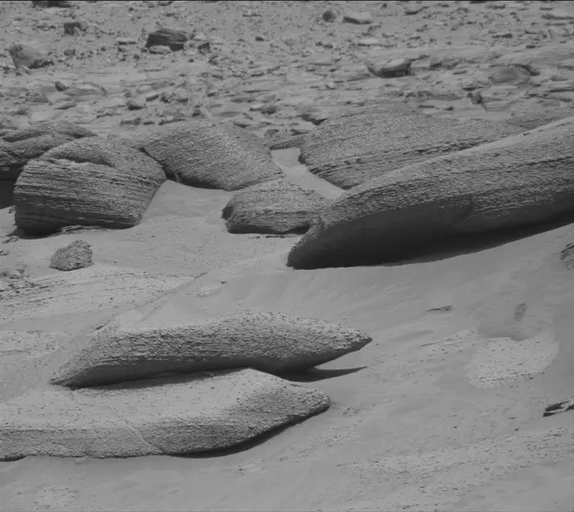 Sol 3796: Mast Camera (Mastcam)