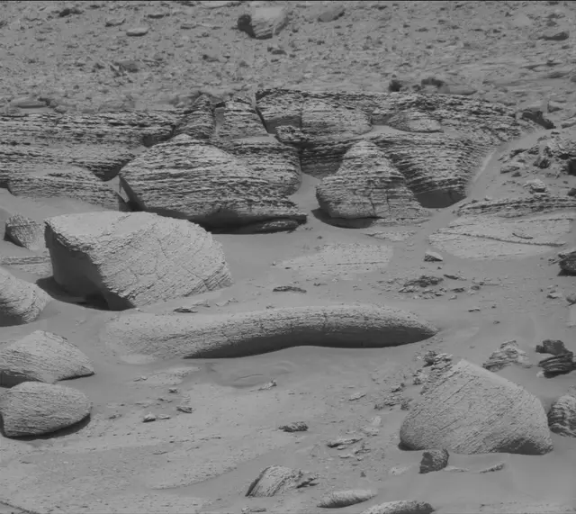 Sol 3796: Mast Camera (Mastcam)