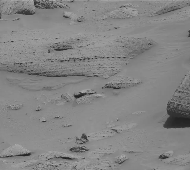 Sol 3796: Mast Camera (Mastcam)
