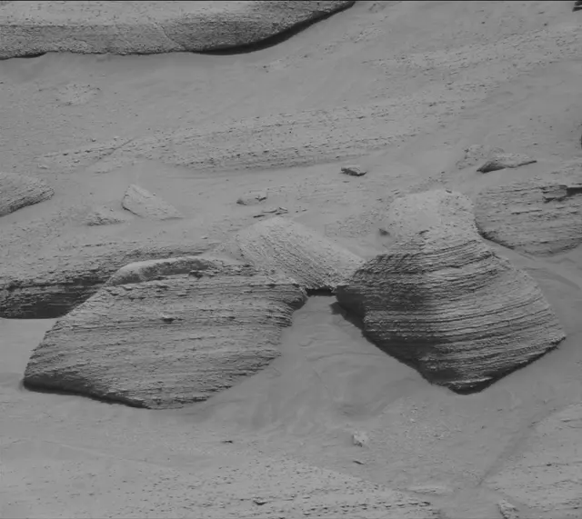 Sol 3796: Mast Camera (Mastcam)