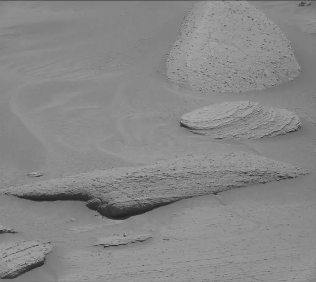Sol 3796: Mast Camera (Mastcam)