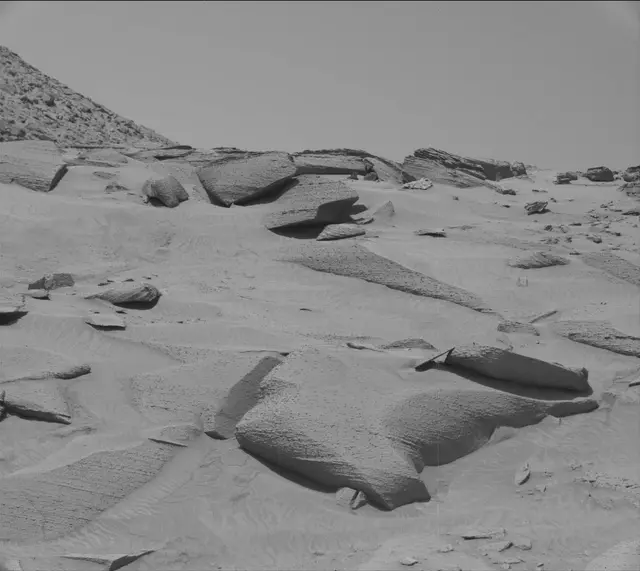 Sol 3797: Mast Camera (Mastcam)