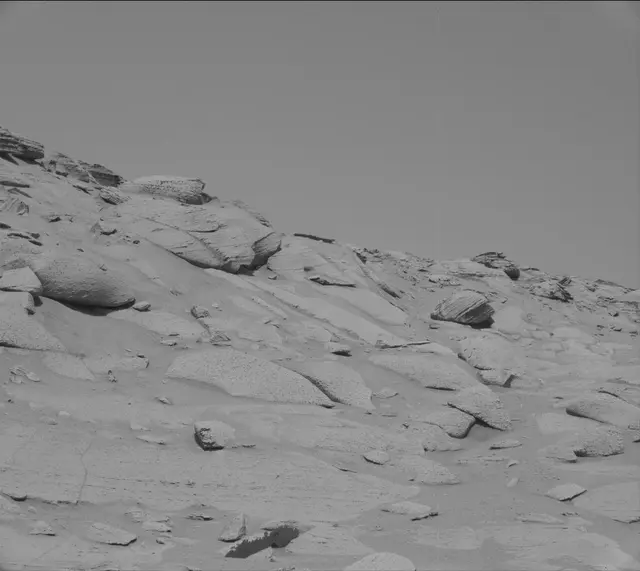 Sol 3797: Mast Camera (Mastcam)
