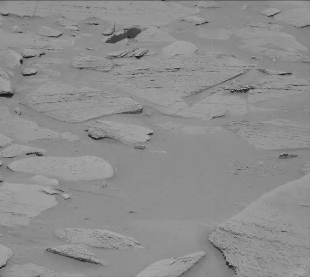 Sol 3797: Mast Camera (Mastcam)