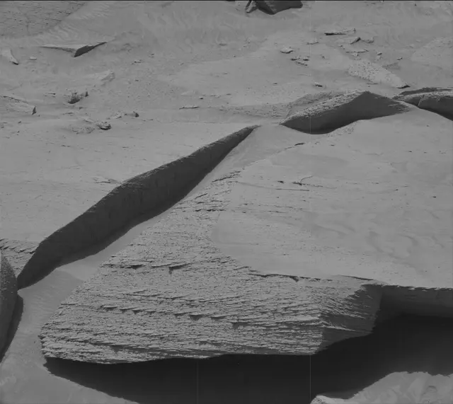 Sol 3797: Mast Camera (Mastcam)