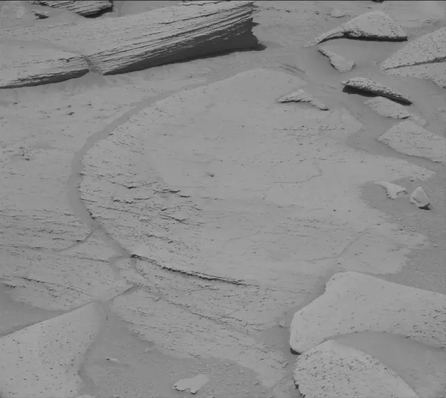 Sol 3797: Mast Camera (Mastcam)