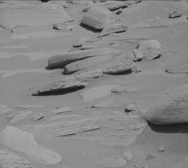 Sol 3797: Mast Camera (Mastcam)
