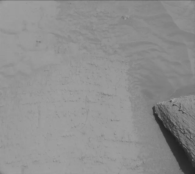 Sol 3797: Mast Camera (Mastcam)