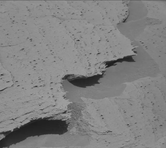 Sol 3797: Mast Camera (Mastcam)
