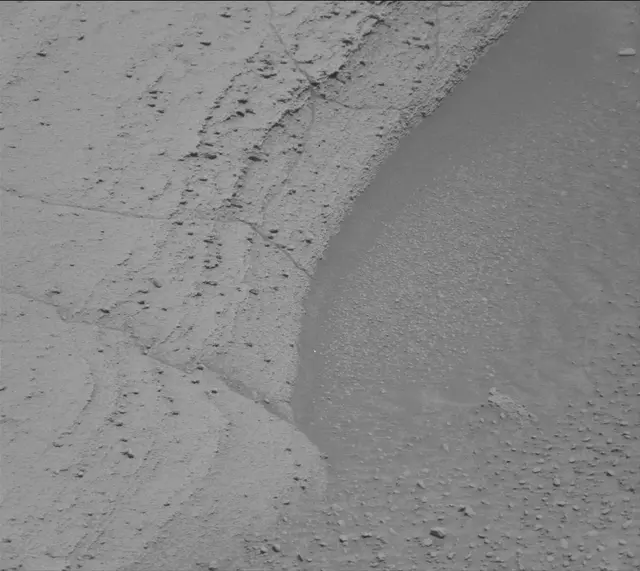 Sol 3797: Mast Camera (Mastcam)