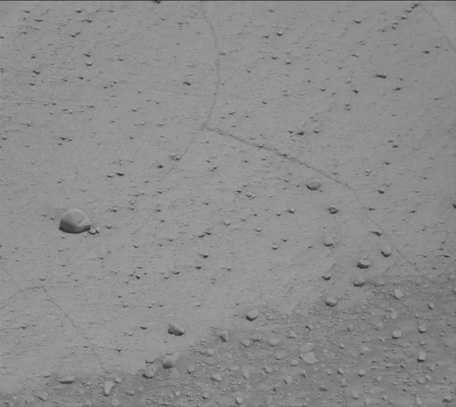 Sol 3797: Mast Camera (Mastcam)