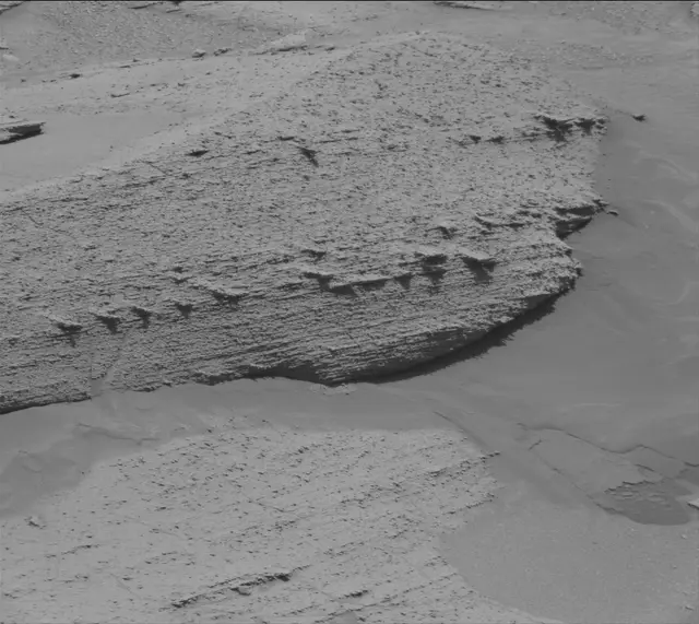 Sol 3797: Mast Camera (Mastcam)