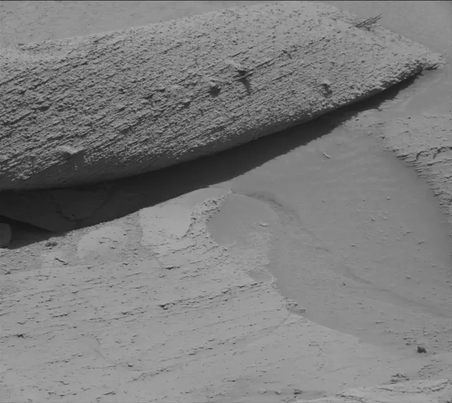 Sol 3797: Mast Camera (Mastcam)