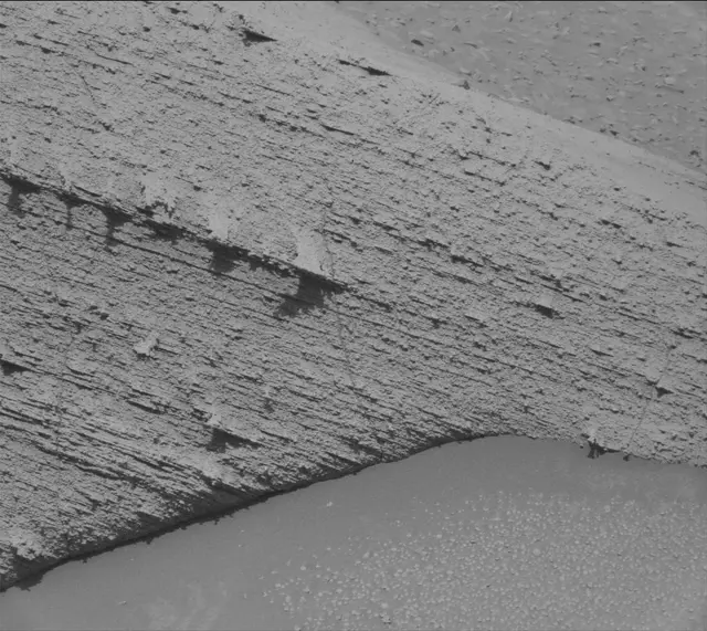 Sol 3797: Mast Camera (Mastcam)