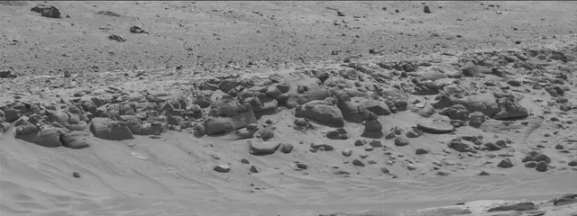 Sol 3798: Mast Camera (Mastcam)