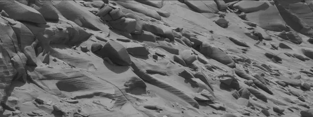 Sol 3798: Mast Camera (Mastcam)
