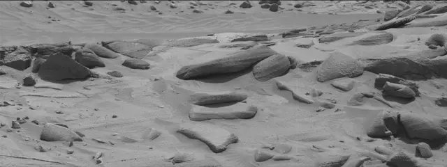 Sol 3798: Mast Camera (Mastcam)