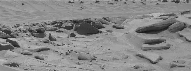 Sol 3798: Mast Camera (Mastcam)