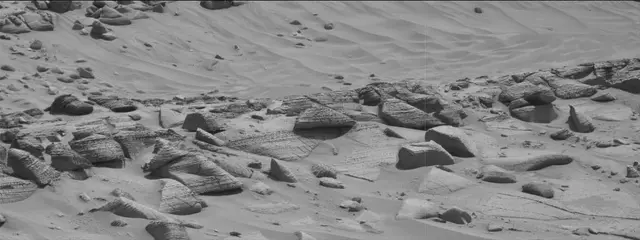 Sol 3798: Mast Camera (Mastcam)