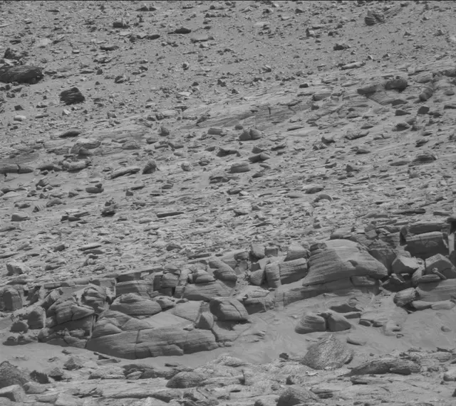 Sol 3798: Mast Camera (Mastcam)