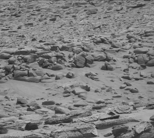 Sol 3798: Mast Camera (Mastcam)