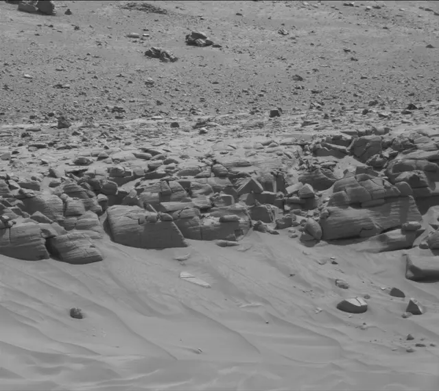 Sol 3798: Mast Camera (Mastcam)