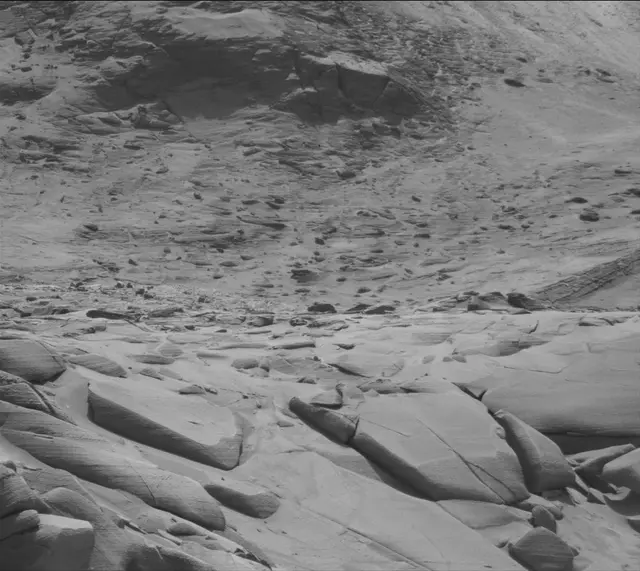 Sol 3798: Mast Camera (Mastcam)