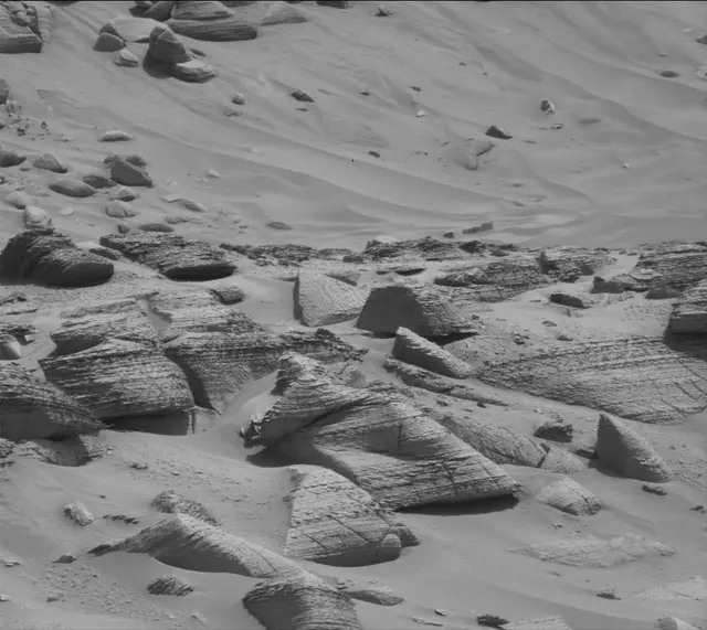 Sol 3798: Mast Camera (Mastcam)