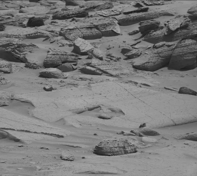 Sol 3798: Mast Camera (Mastcam)