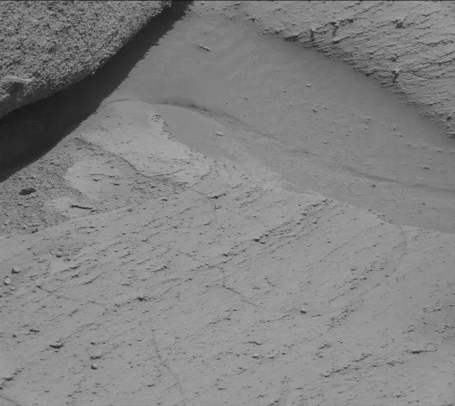 Sol 3798: Mast Camera (Mastcam)