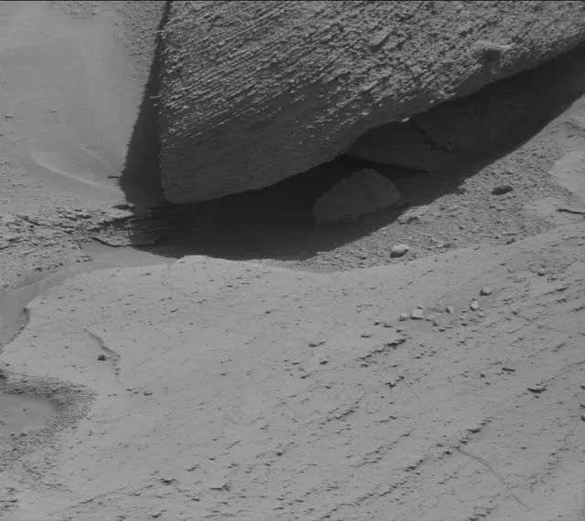 Sol 3798: Mast Camera (Mastcam)