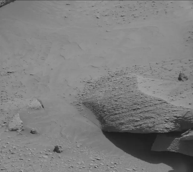 Sol 3798: Mast Camera (Mastcam)