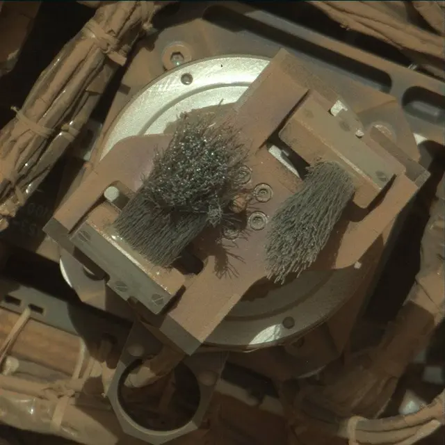 Sol 3798: Mast Camera (Mastcam)