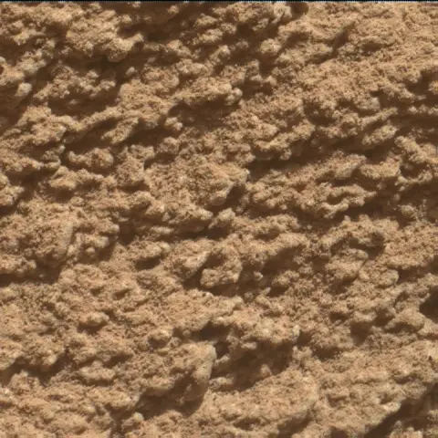 Sol 3798: Mars Hand Lens Imager (MAHLI)