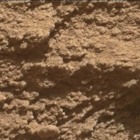 Sol 3798: Mars Hand Lens Imager (MAHLI)