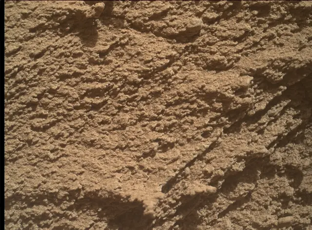 Sol 3798: Mars Hand Lens Imager (MAHLI)