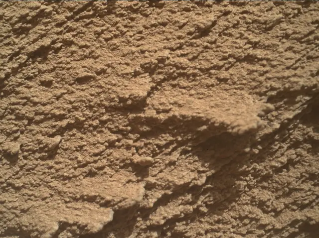 Sol 3798: Mars Hand Lens Imager (MAHLI)