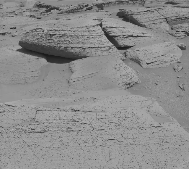 Sol 3799: Mast Camera (Mastcam)