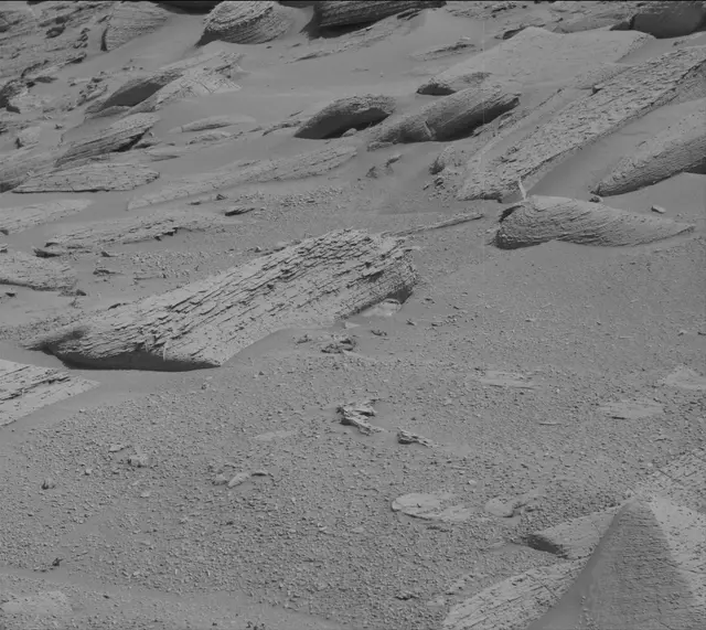 Sol 3799: Mast Camera (Mastcam)