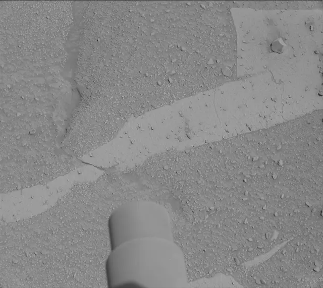 Sol 3799: Mast Camera (Mastcam)