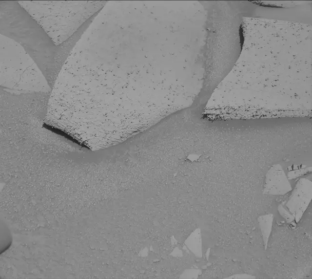 Sol 3799: Mast Camera (Mastcam)