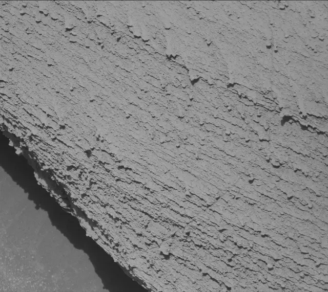 Sol 3799: Mast Camera (Mastcam)