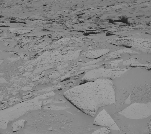 Sol 3800: Mast Camera (Mastcam)
