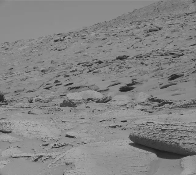 Sol 3800: Mast Camera (Mastcam)