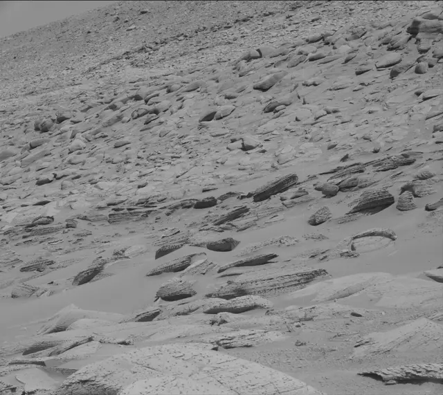 Sol 3800: Mast Camera (Mastcam)